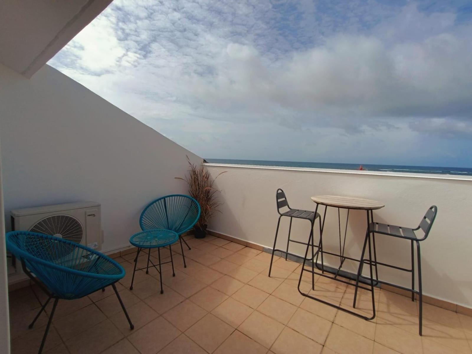Cibuqueira Numero 8 , Centre Ville, Vue Sur Mer, Plage A Pied Le Moule Exterior photo